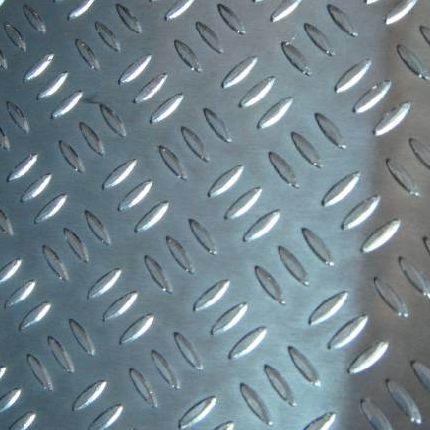 Ignifugez le plat en aluminium de bande de roulement de 5 barres, panneaux de mur en aluminium de plat de diamant 