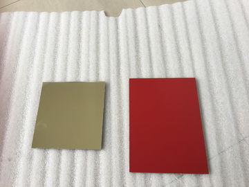 Chine Uniformité en aluminium jaune de couleur de panneaux de revêtement en métal avec la bonne plasticité fournisseur