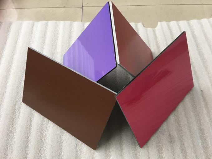 Surface douce panneau composé en aluminium argenté/pourpre ACP pour la décoration de mur